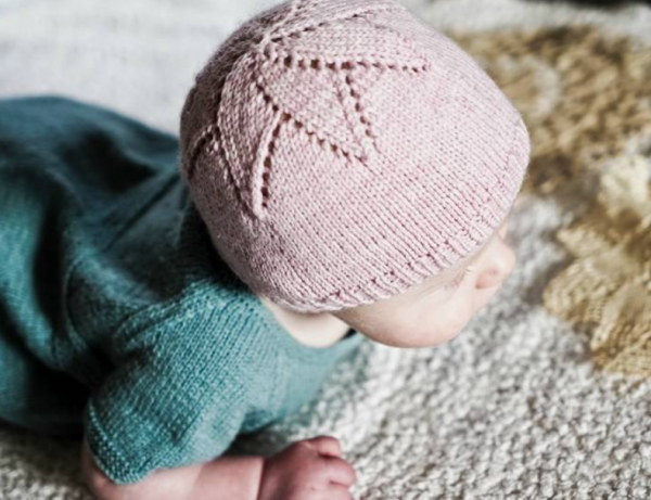 Topi dengan motif bintang
